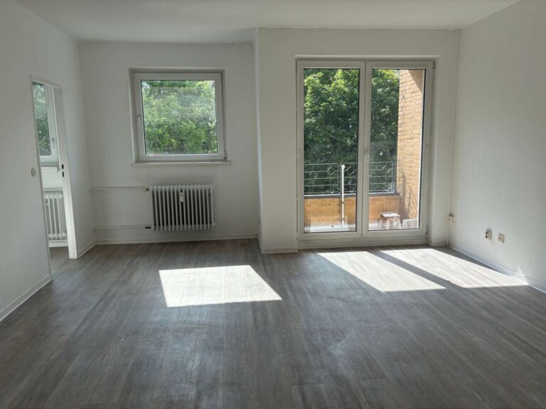 Zimmer 1 mit Balkon