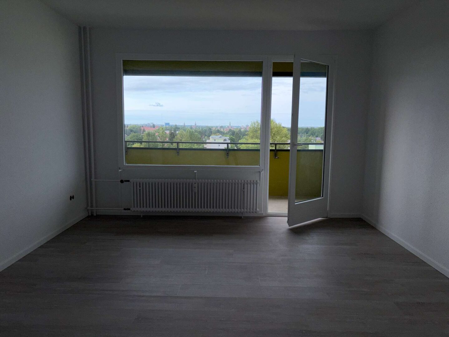 Zimmer 1 mit Balkon