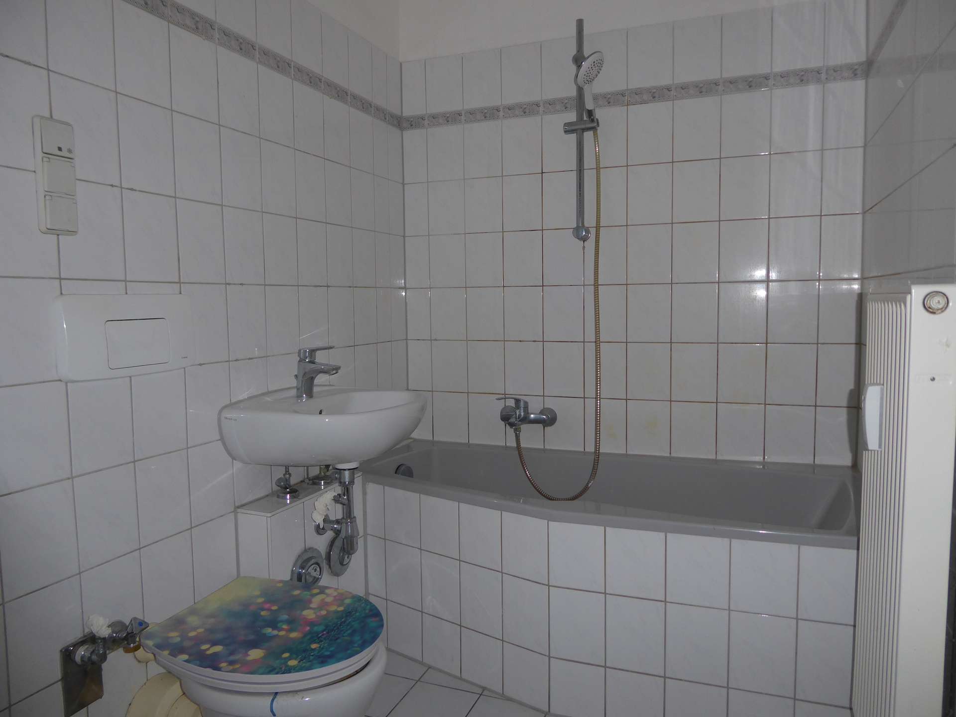 Bad mit Wanne